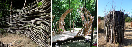 cabane en bois sur une marre